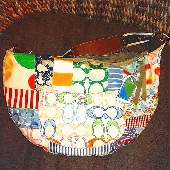 COACH Handbag Hobo Medium Colored Monogram Dust Cover Included - Picture 2 of 16